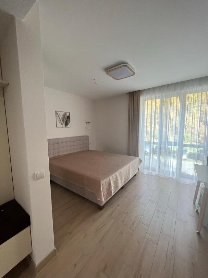 Жк «Сонячний Квартал» Apartment Solochin Exterior photo